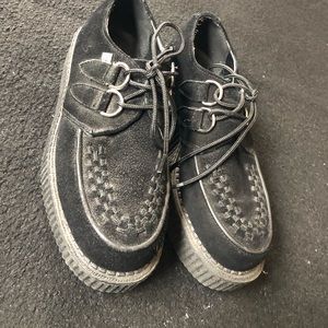 T.U.K creepers